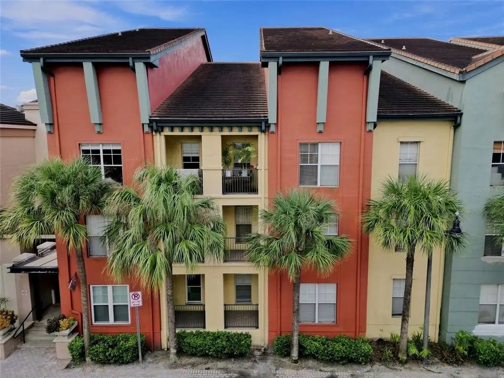 2410 W Azeele Street 216, TAMPA