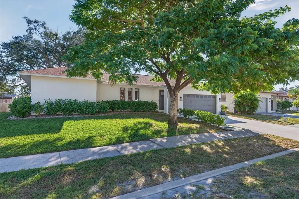 2553 W Scarlet Oak Court, SARASOTA