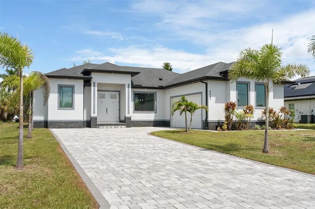 9487 Rosebud Circle, PORT CHARLOTTE