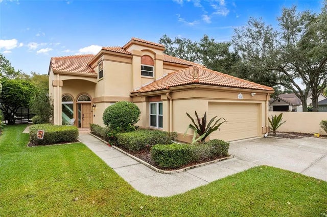 9338 Fairway Lakes Court, TAMPA