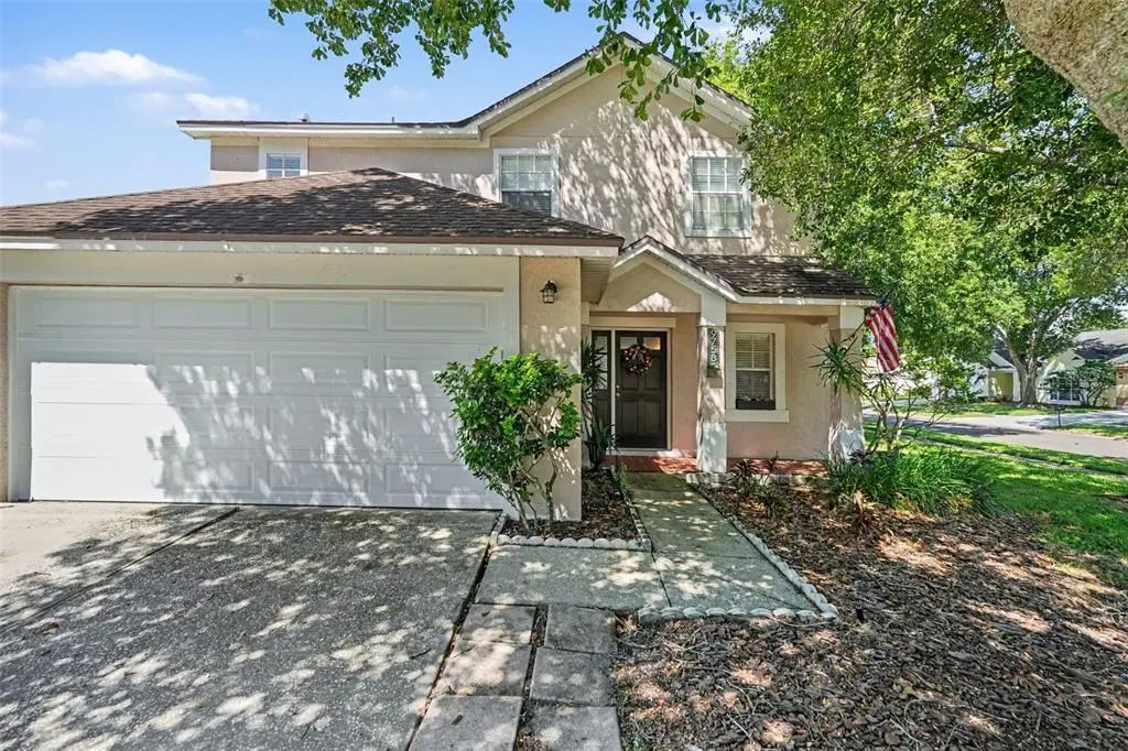 9758 Fox Hollow Road, TAMPA