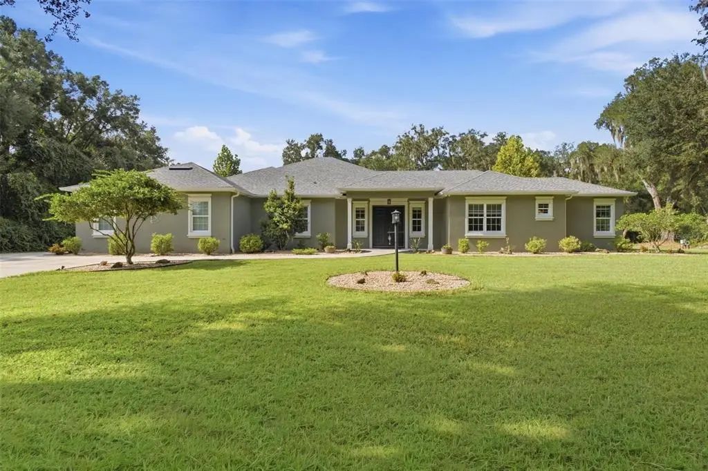 10594 Ne 104th Circle, OXFORD