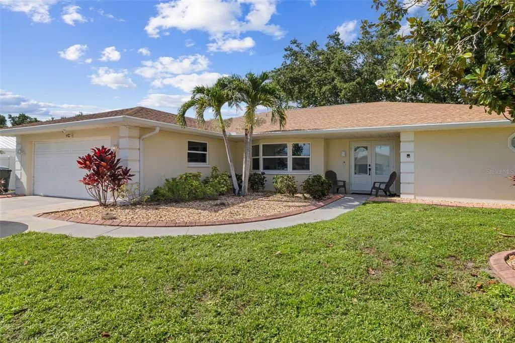 5776 Augusta Circle, SARASOTA