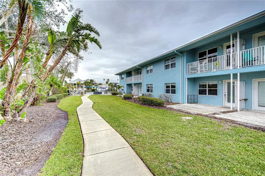 300 Venetian Drive 3, CLEARWATER