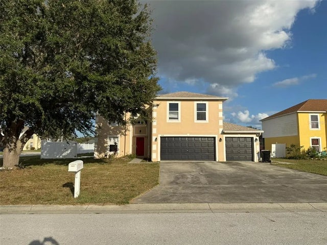 5018 Strada Drive, WINTER HAVEN