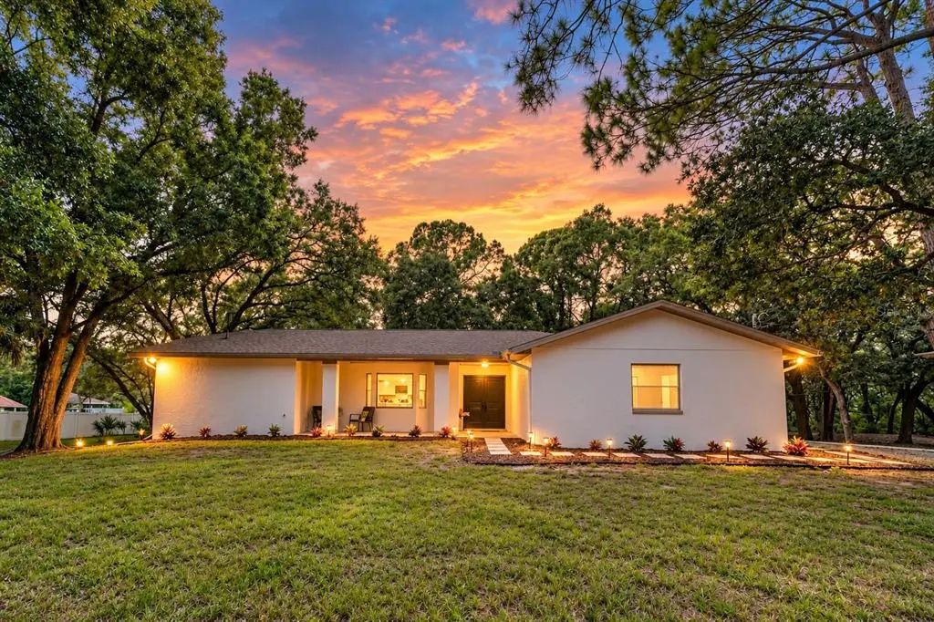 950 Waverly Street, OLDSMAR