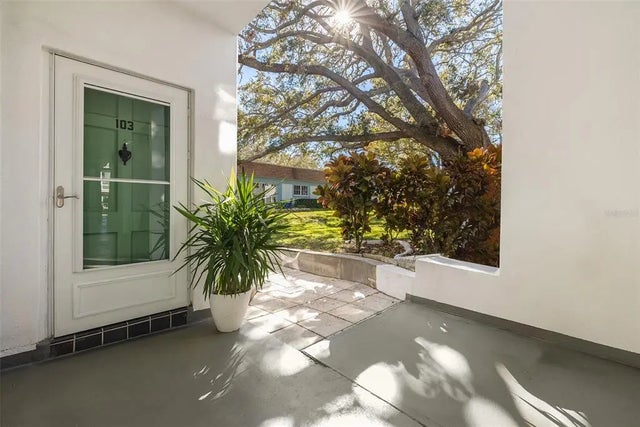 200 Glennes Lane 103, DUNEDIN