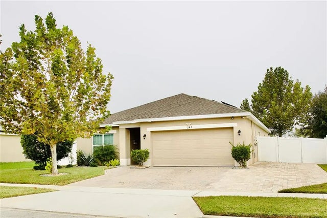 247 Whispering Pines Way, DAVENPORT