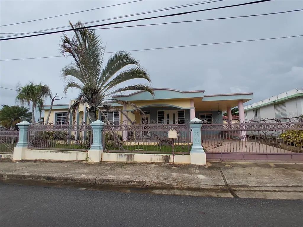 Carr 110 Km Hm 3.3 Arenales, AGUADILLA