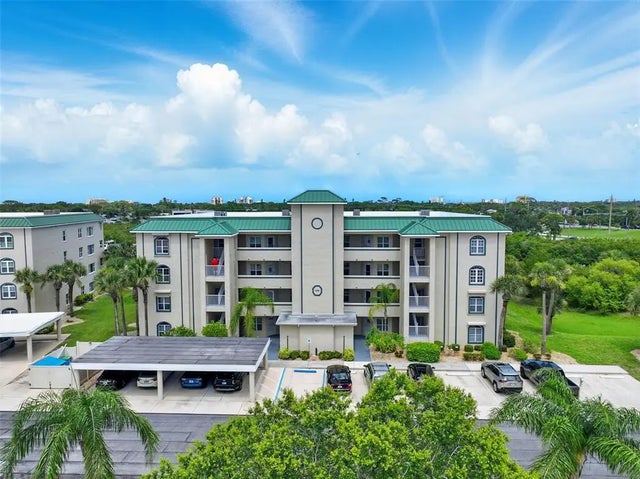 426 Bouchelle Drive 202, NEW SMYRNA BEACH