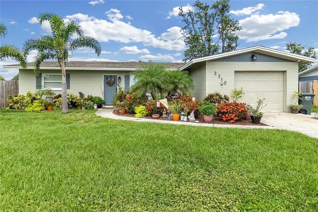 2310 33rd Street W, BRADENTON