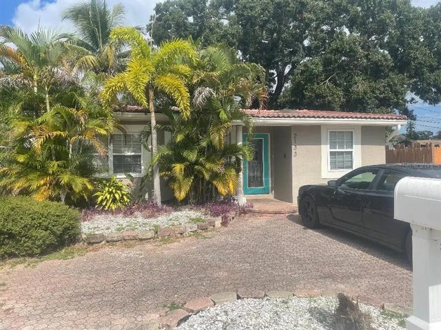 2133 43rd Avenue N, ST PETERSBURG