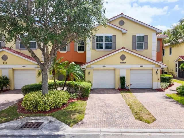 4371 Lazio Way 707, FORT MYERS