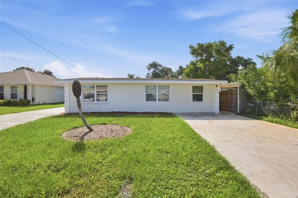 2141 Mango Avenue, SARASOTA