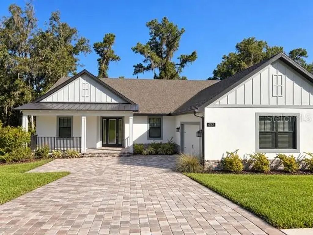 6757 Summit View Drive, BROOKSVILLE