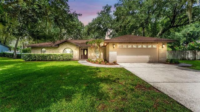 6625 Forestwood Drive W, LAKELAND