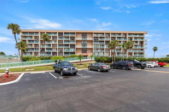 1 Key Capri 102e, TREASURE ISLAND