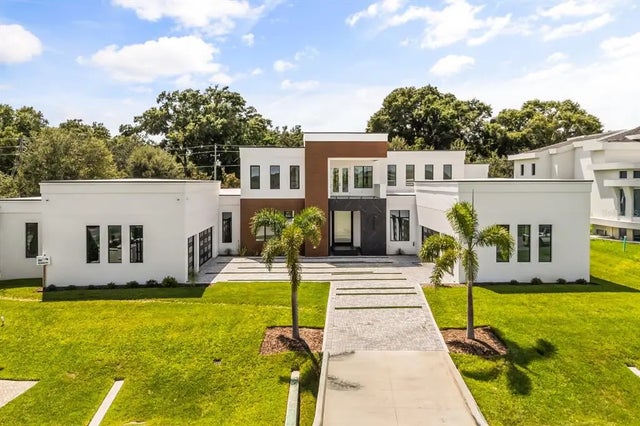 1003 Down Reserve Court, WINDERMERE