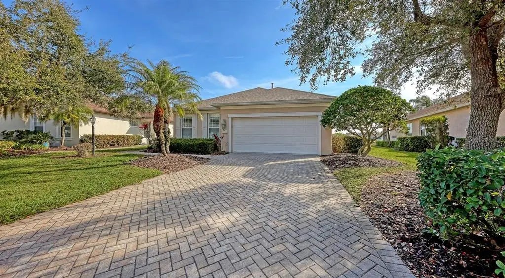 7423 Sea Island Lane, BRADENTON