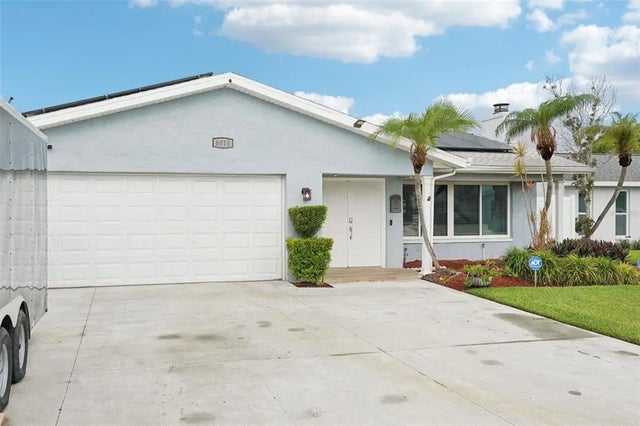 6010 Bayou Grande Boulevard Ne, ST PETERSBURG