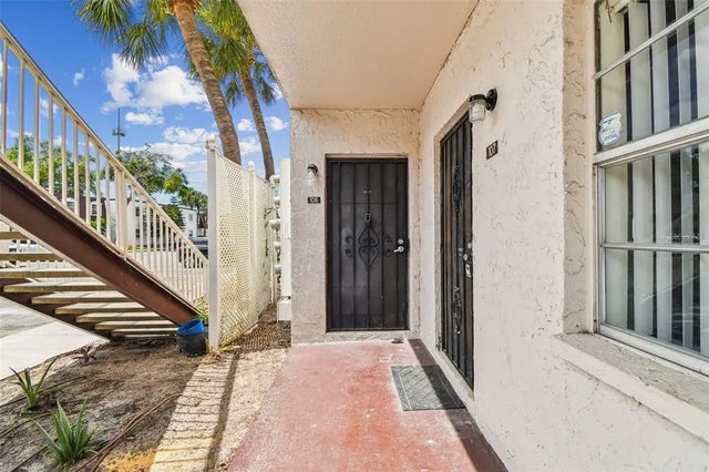 9115 Tudor Drive E106, TAMPA