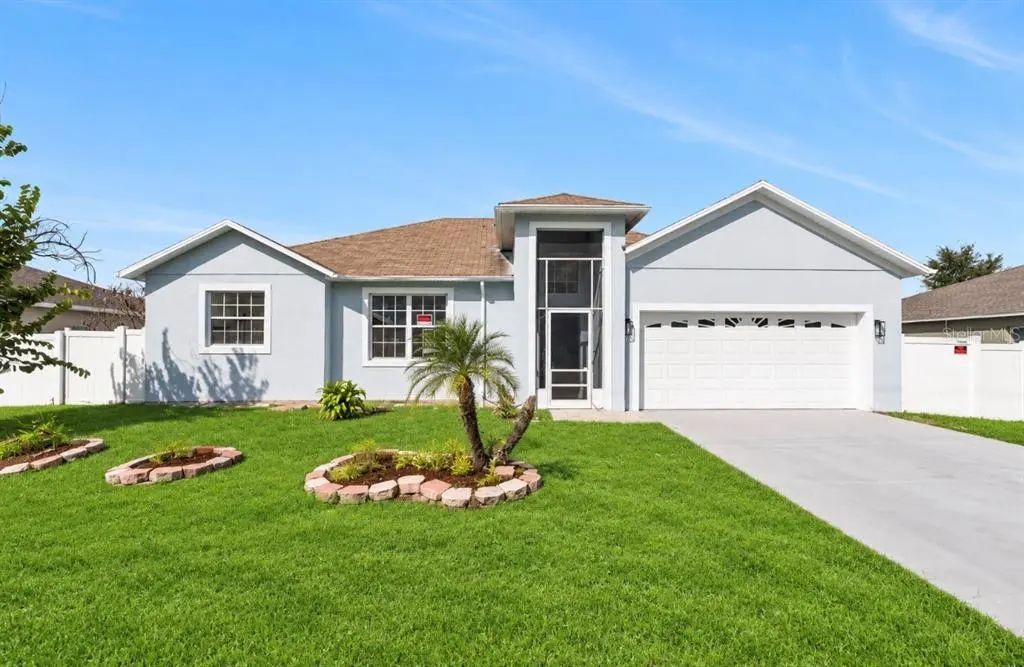 406 Bridgewater Court, KISSIMMEE