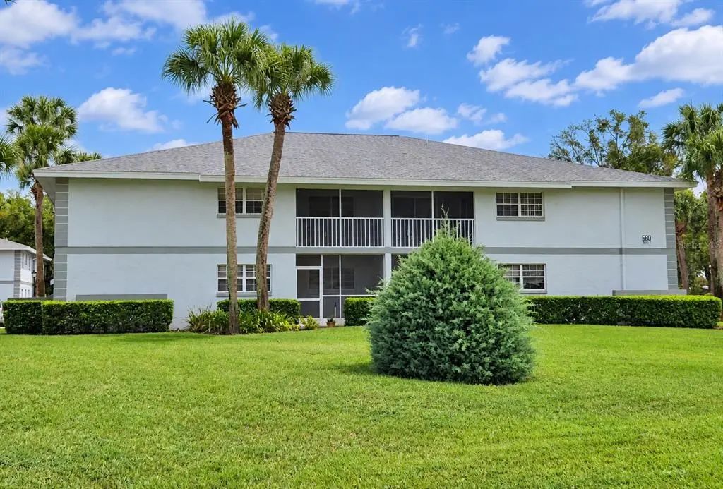 580 Fairways Lane G204, OCALA