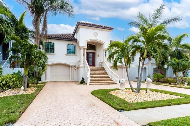 105 Wimbledon Court, REDINGTON SHORES
