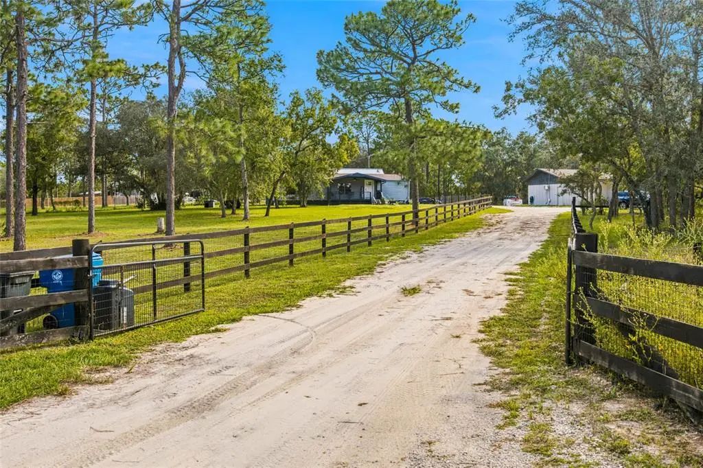 12180 Sunshine, BROOKSVILLE