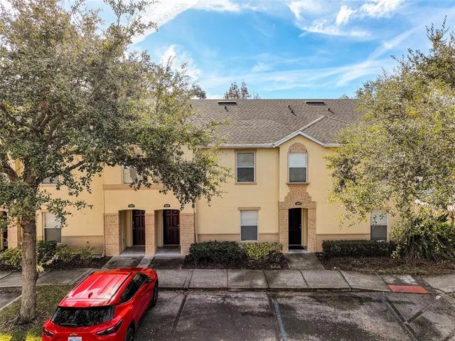 2896 Club Cortile Circle, KISSIMMEE