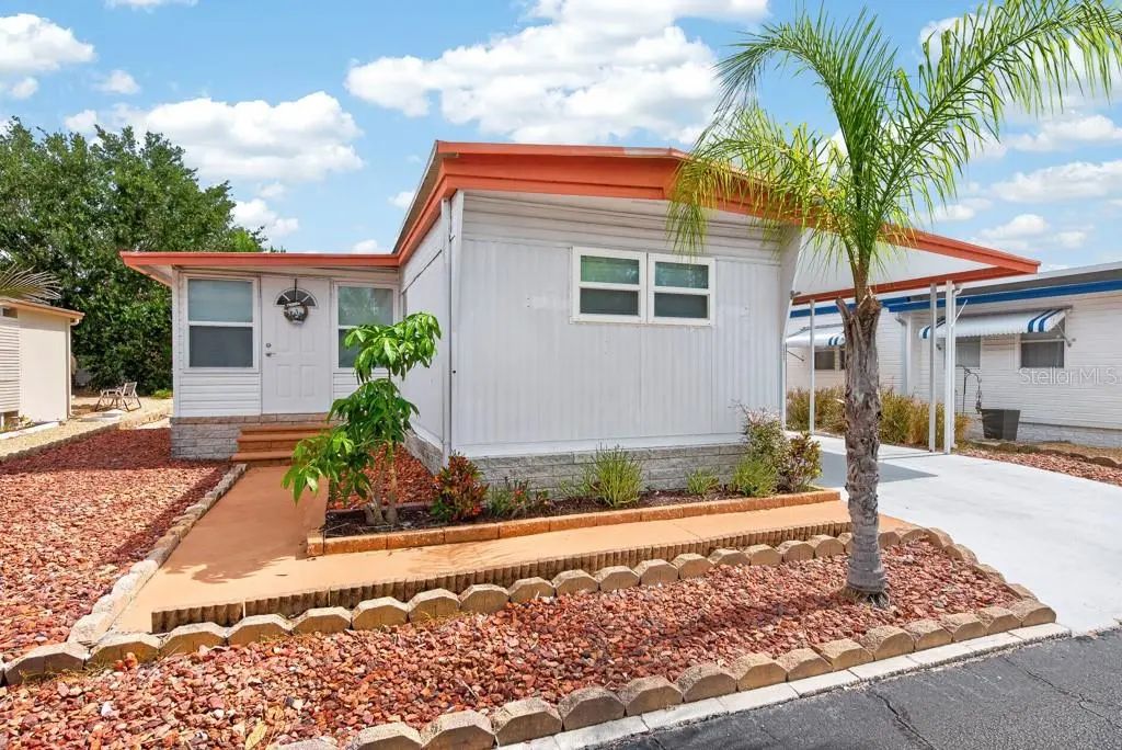 3527 Tiki Drive, HOLIDAY