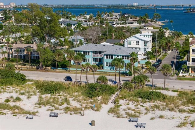 1701 Gulf Way S2, ST PETERSBURG
