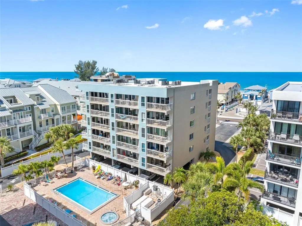 19925 Gulf Boulevard 402, INDIAN SHORES
