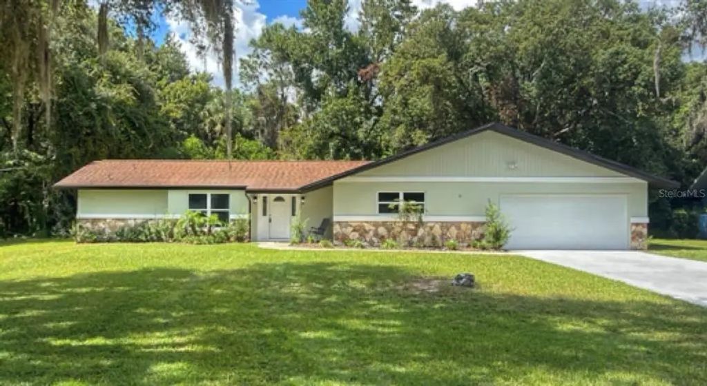 16 Fig Court W, HOMOSASSA