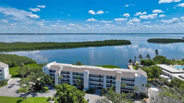 4500 Gulf Of Mexico Dr 305, LONGBOAT KEY