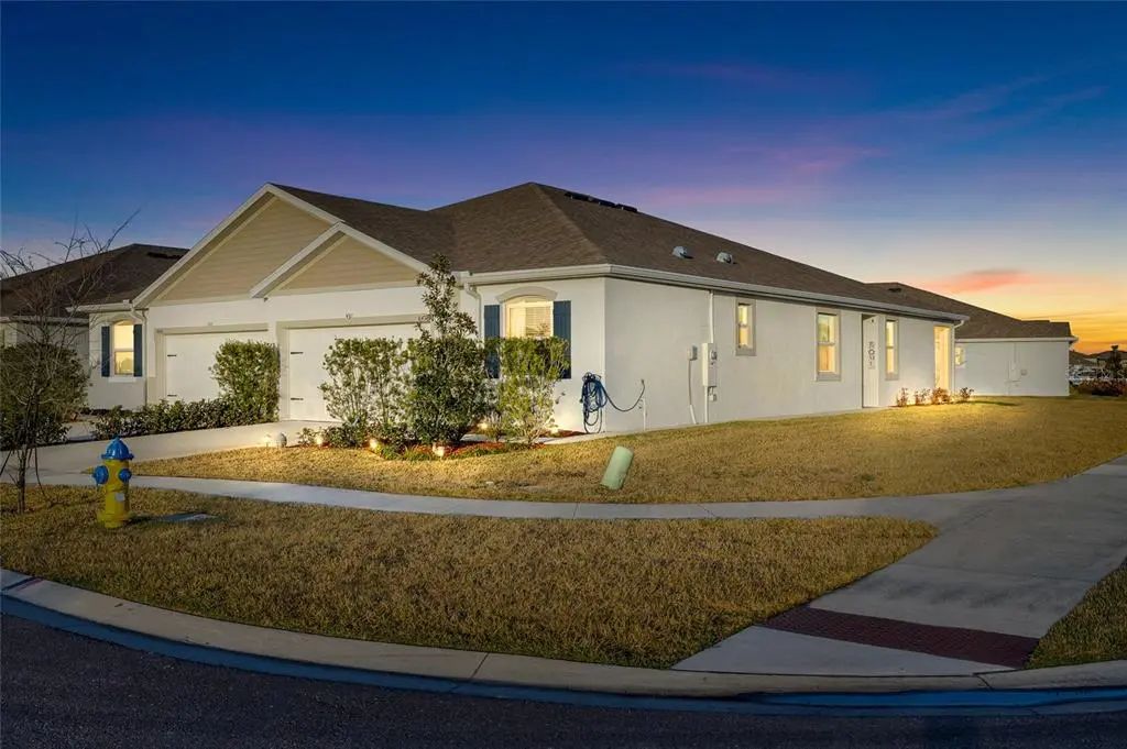 8498 Bold Cypress Lane, WESLEY CHAPEL