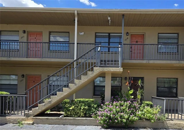5925 Terrace Park Drive N 210, ST PETERSBURG