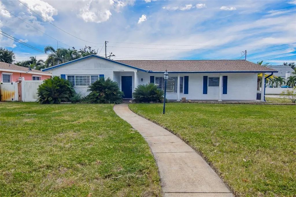 13594 Monalee Avenue, SEMINOLE