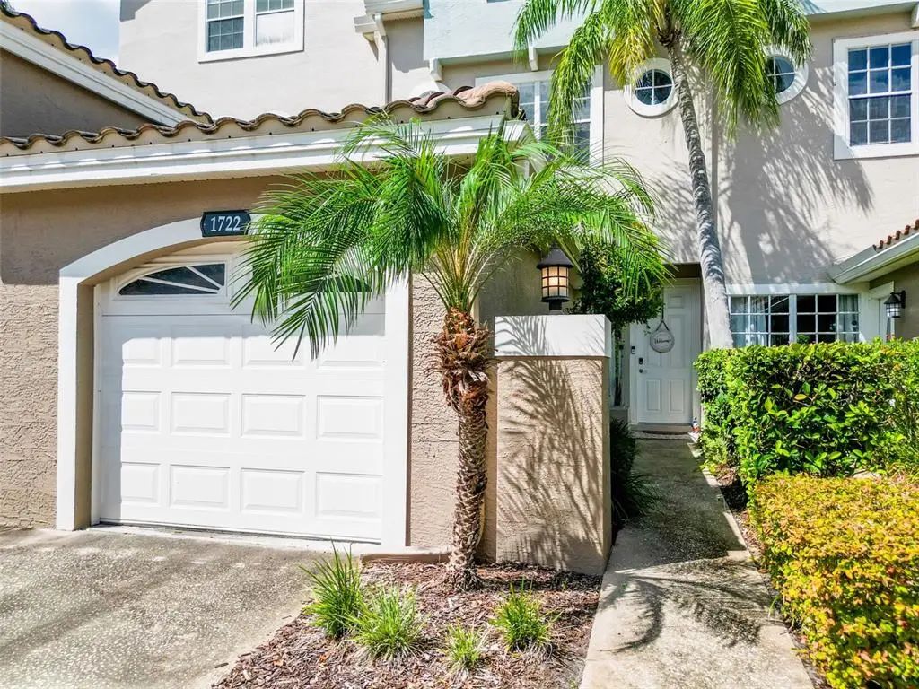 1722 Arabian Lane, PALM HARBOR