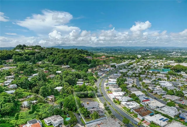 1-2-3 Santa Ana Avenue, GUAYNABO