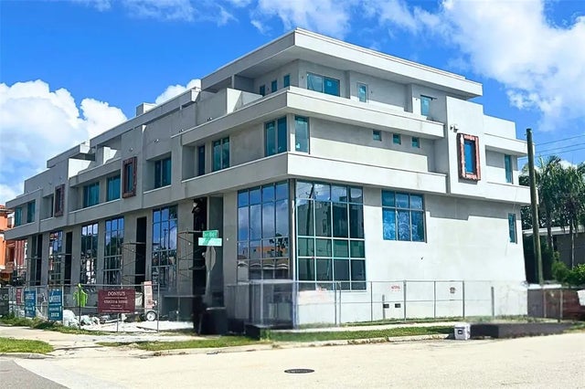85 Davis Boulevard D, TAMPA