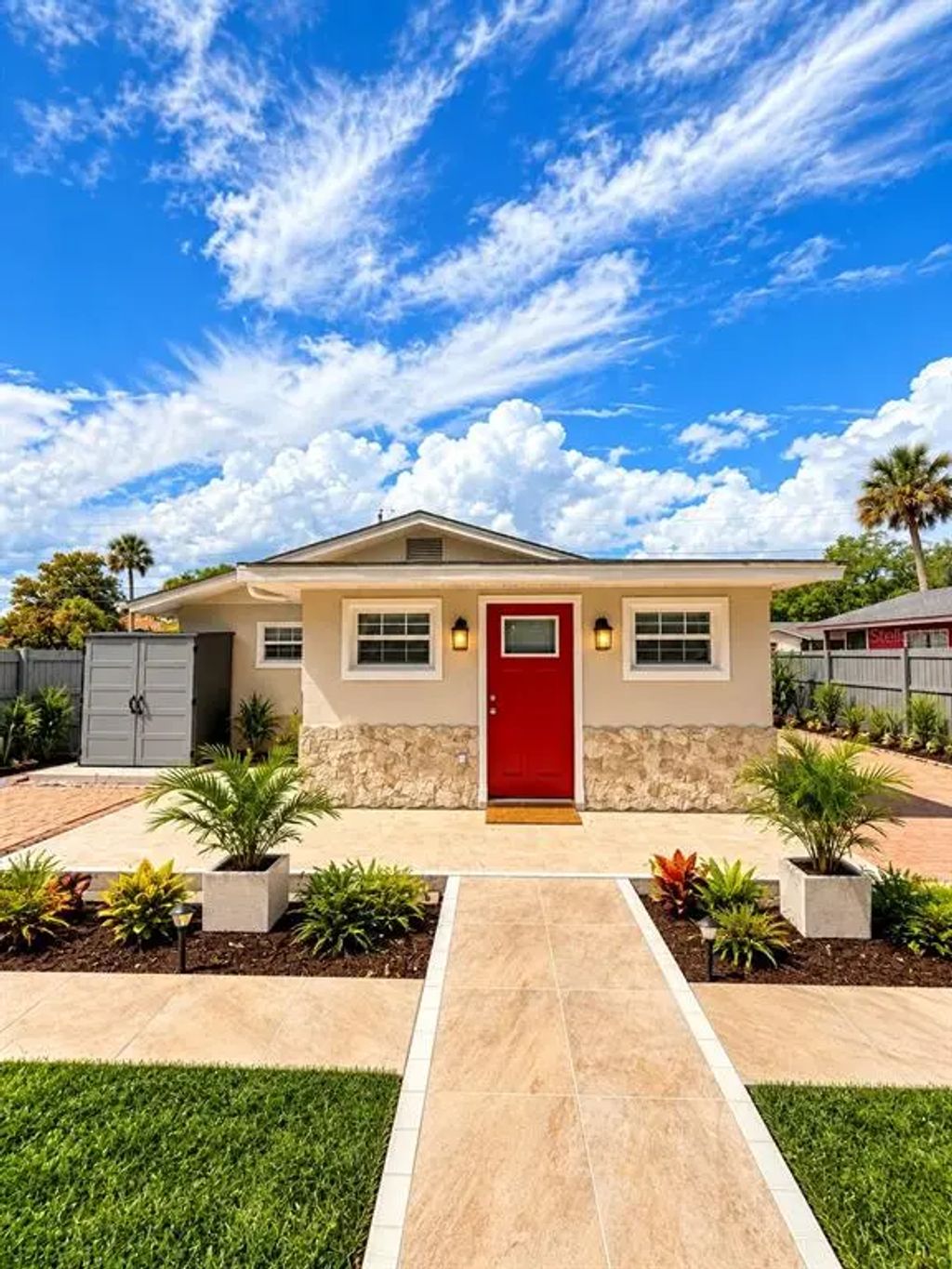 1015 2nd Avenue, TITUSVILLE