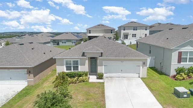 9537 Black Walnut Drive, CLERMONT