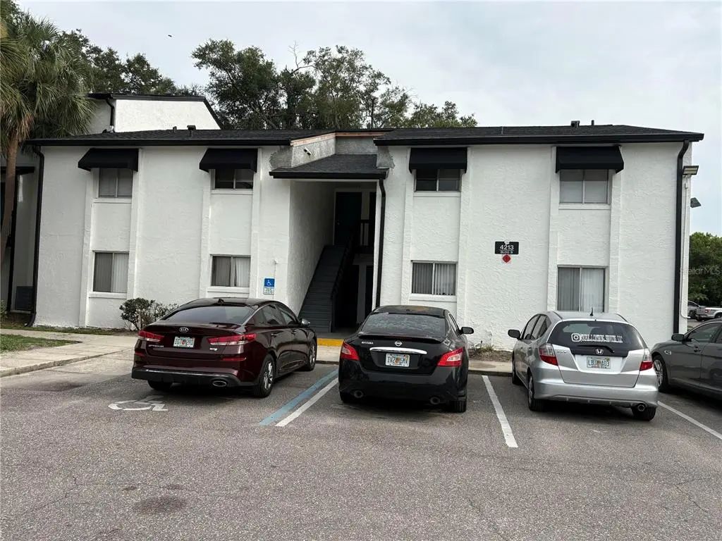 4213 S Semoran Boulevard 10, ORLANDO