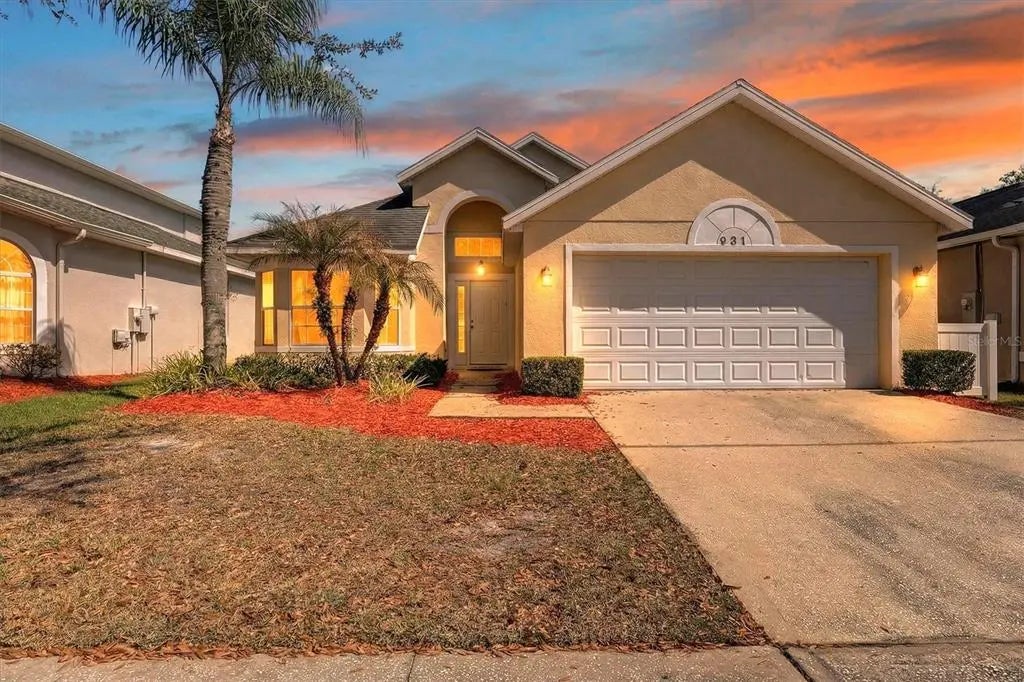 931 Emerald Green Court, KISSIMMEE