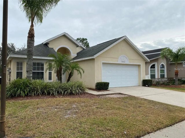 931 Emerald Green Court, KISSIMMEE