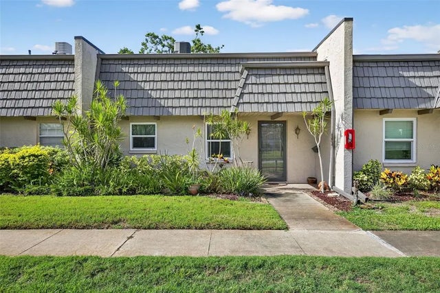 404 Cordova Green 404, SEMINOLE
