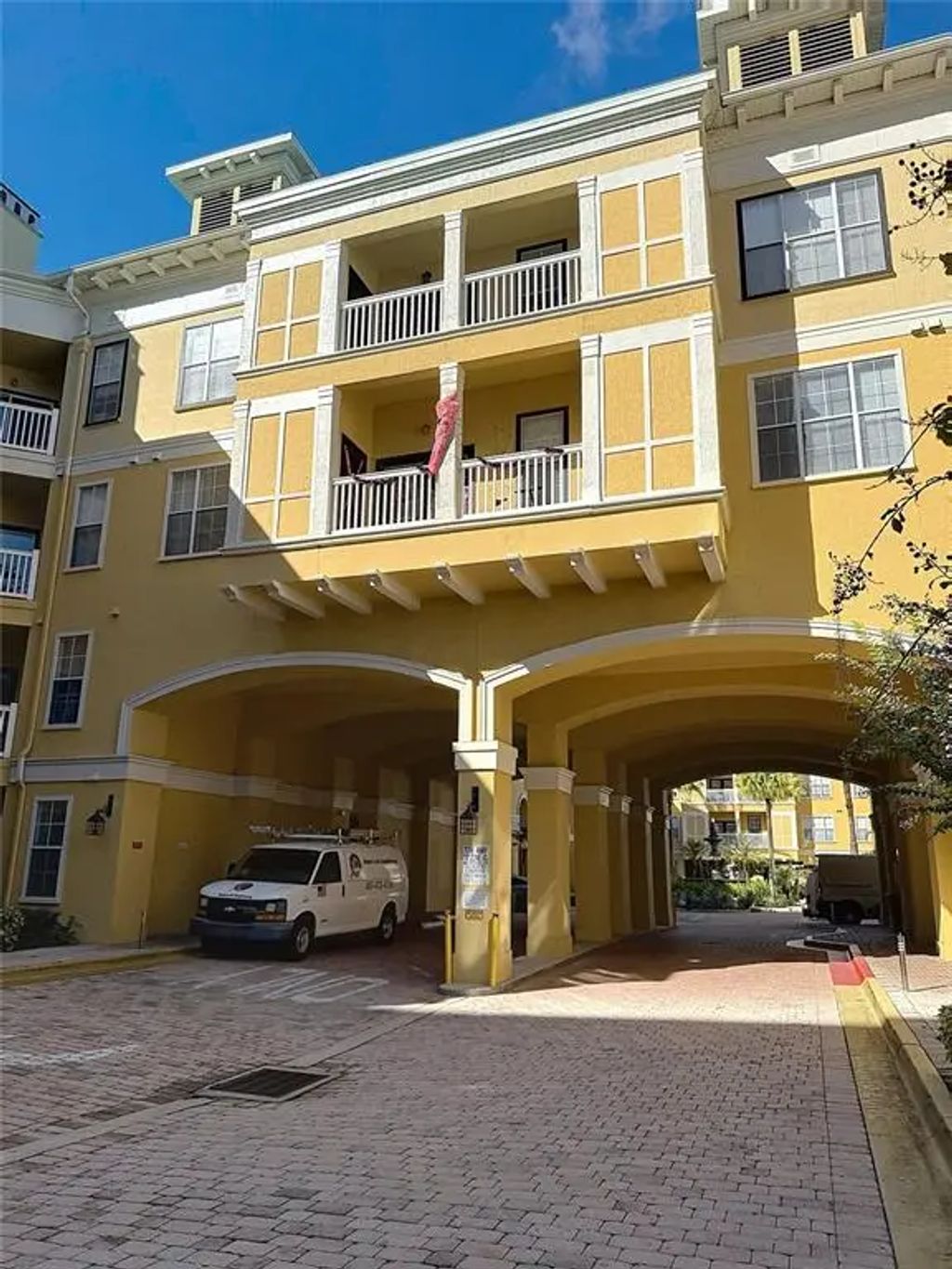 860 N Orange Avenue 401, ORLANDO