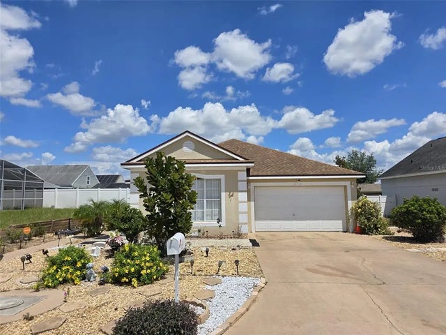 212 Eckerd Street, DAVENPORT