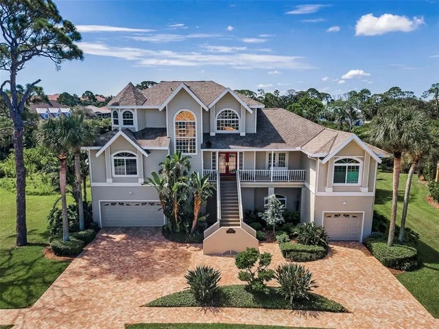 2103 N Pointe Alexis Drive, TARPON SPRINGS